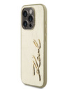 Karl Lagerfeld Zmačkaný zadný kryt PU Signature Logo pre iPhone 15 Pro Max Gold Karl Lagerfeld