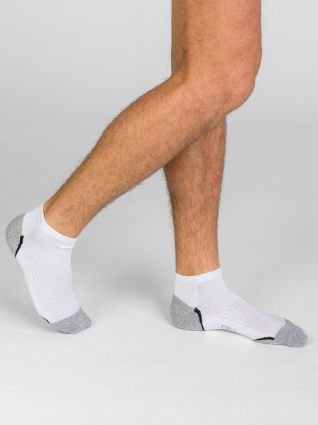 DIM Sada troch pánskych športových ponožiek Dim SPORT IN-SHOE 3x