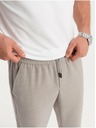 Ombre Clothing Svetlošedé pánske kockované nohavice Ombre Oblečenie