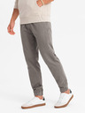Ombre Clothing Pánske pletené tepláky so záhybmi graphite Ombre Oblečenie