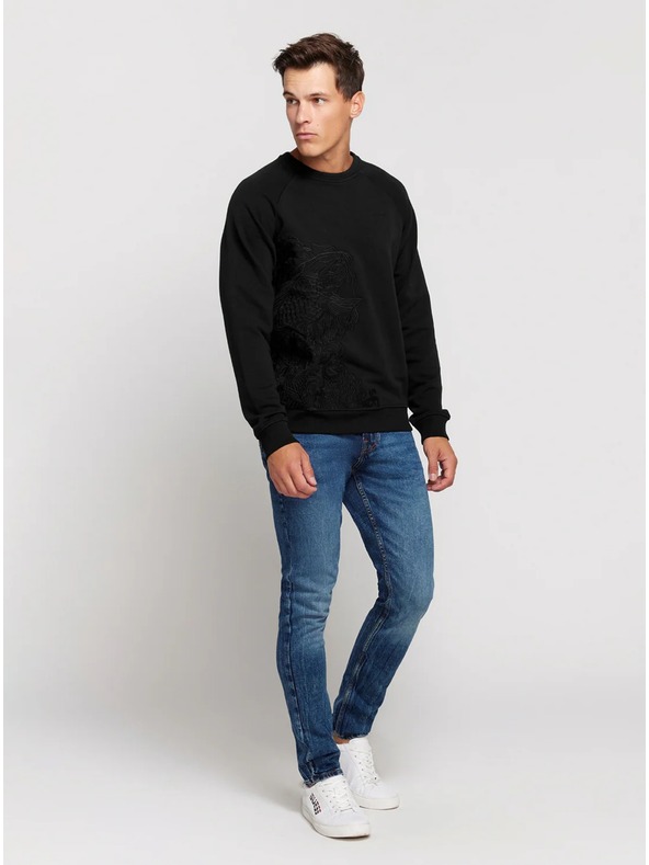 Guess Jeans Pánsky čierny vyšívaný sveter Guess