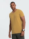 Ombre Clothing Pánske klasické bavlnené tričko BASIC s výstrihom - horčicové V8 OM-TSBS-0145 Ombre Clothing